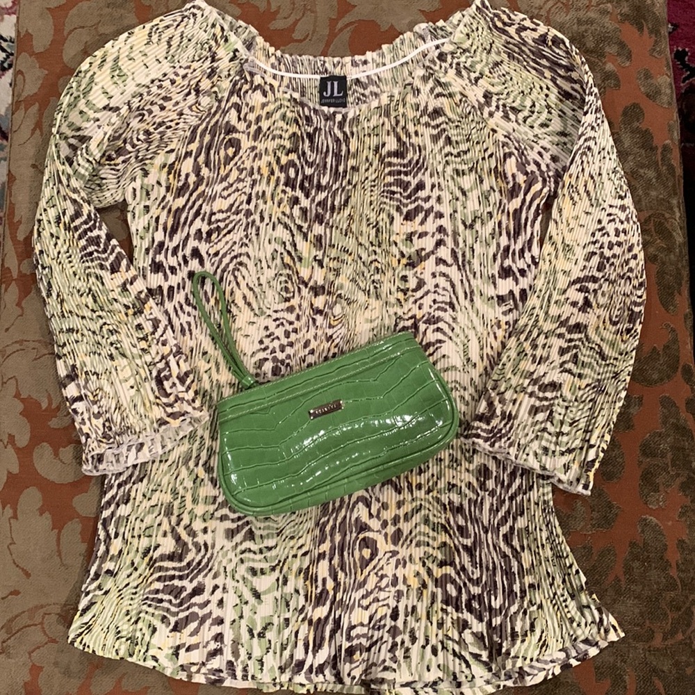 Pleated pullover top.